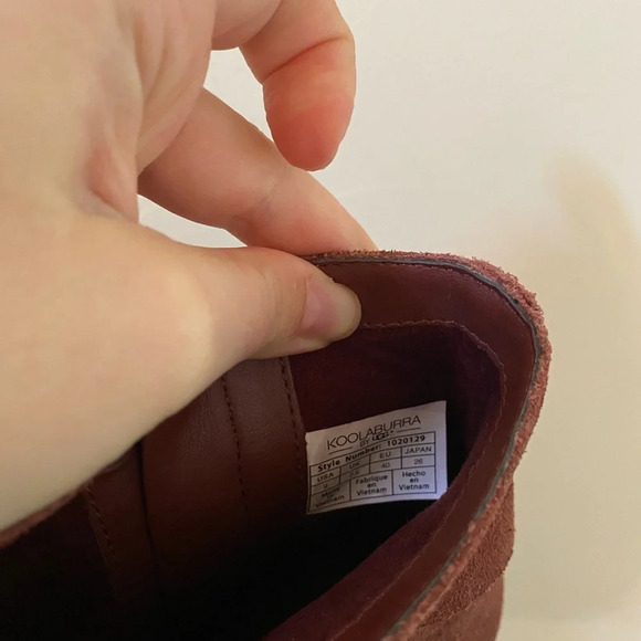 KOOLABURRA BY UGG KENZ TASSEL SIDE ZIP UP ANKLE BOOTIES BURGUNDY SUEDE SIZE 9 - Picture 6 of 7